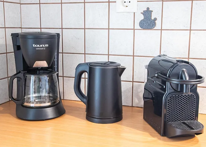 Easy Living * La Canea